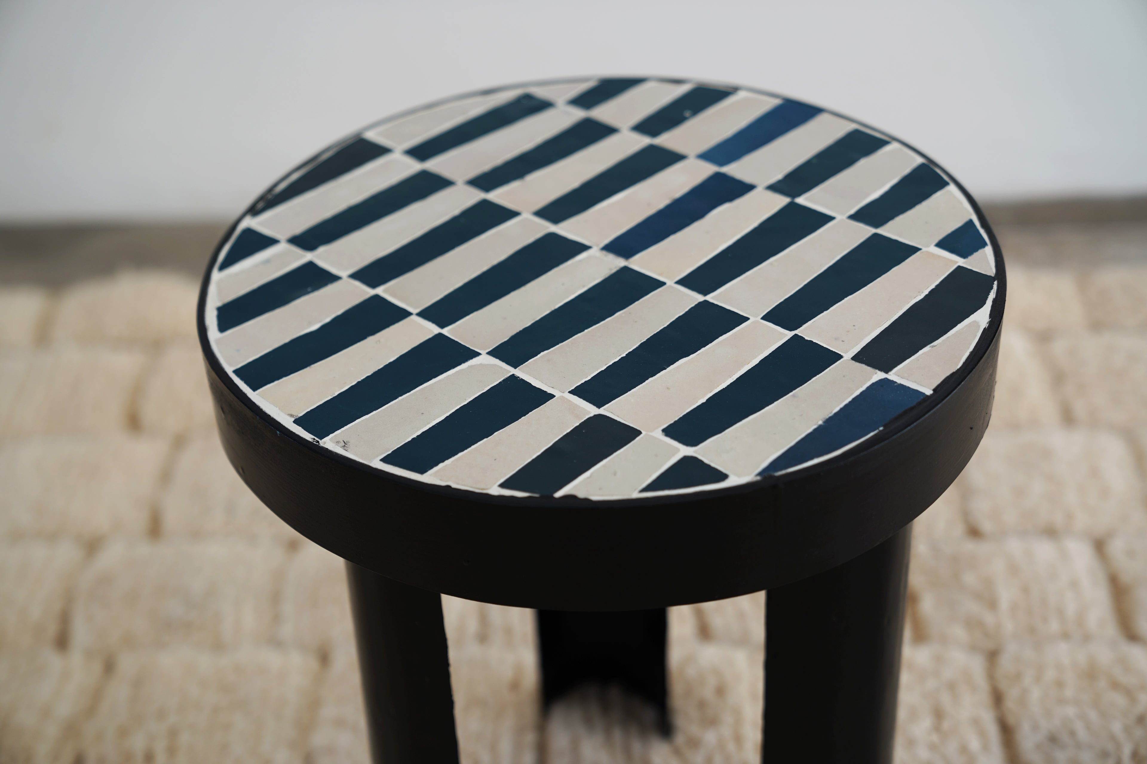 ONA - Table d'appoint en zellige